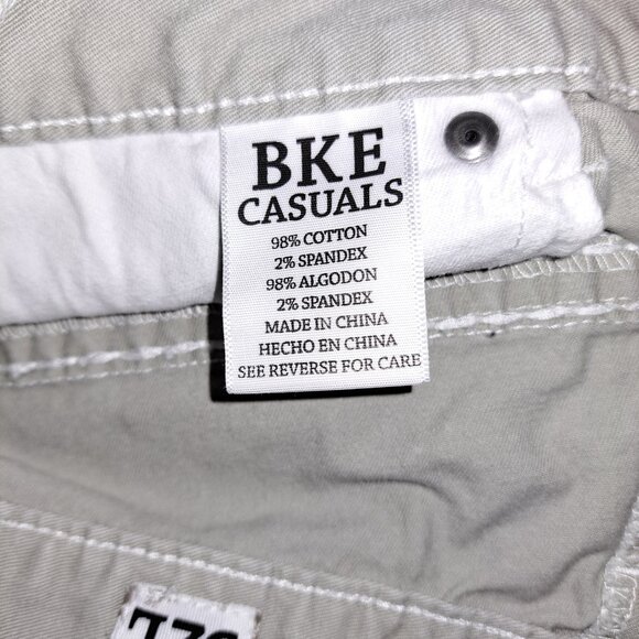 BKE Derek Casuals Lt Khaki Pants With Embroidered Pockets Size 32L - Picture 4 of 10